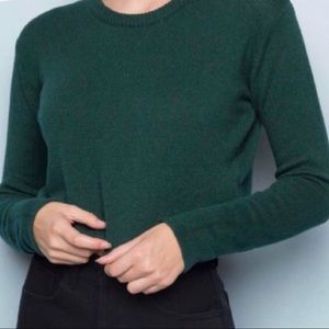 Brandy Melville hunter green cropped sweater